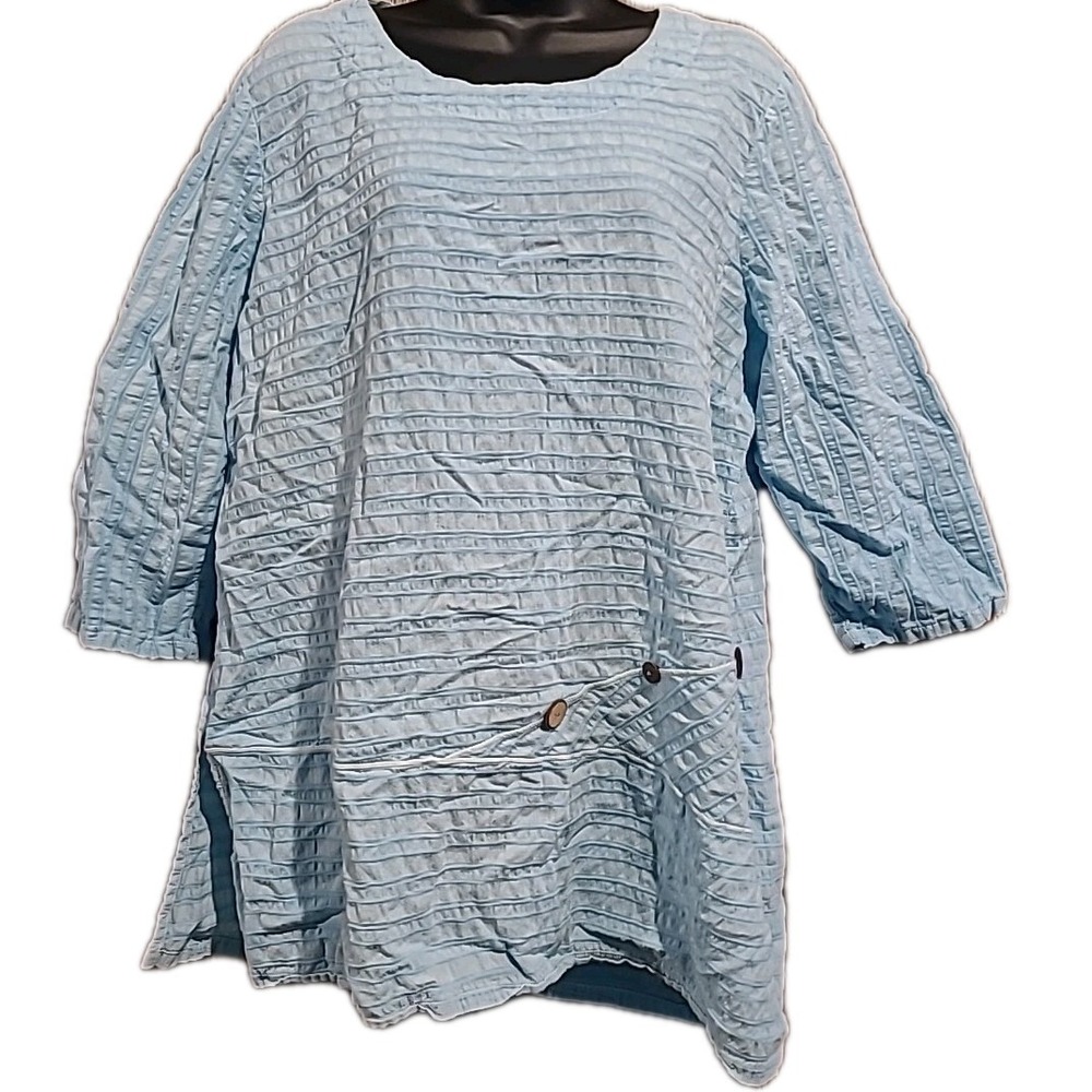 FOCUS Faded Blue Seersucker Tunic Size L Round Neck 3/4 Slv Seam Details Beachy